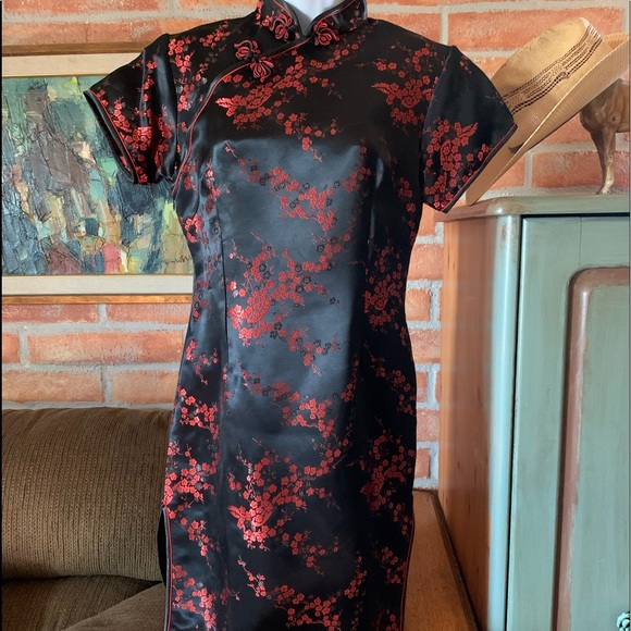 Dresses & Skirts - Oriental hand made dress NWOT